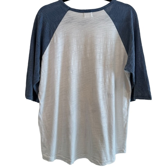 Mickey Mouse baseball style tshirt, size medium - Picture 5 of 7